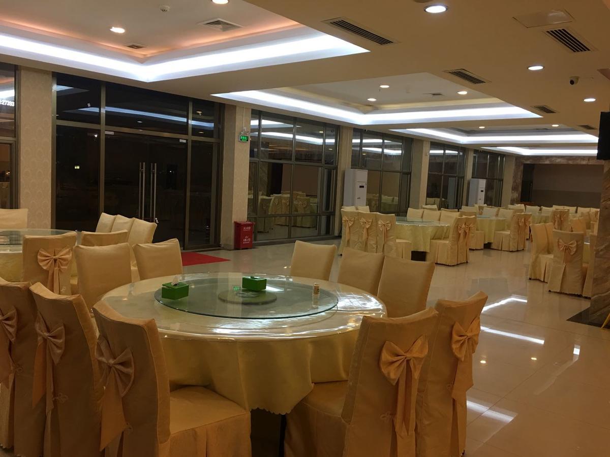 Vienna International Hotel Shajing Heyi Branch Shenzhen Exterior photo