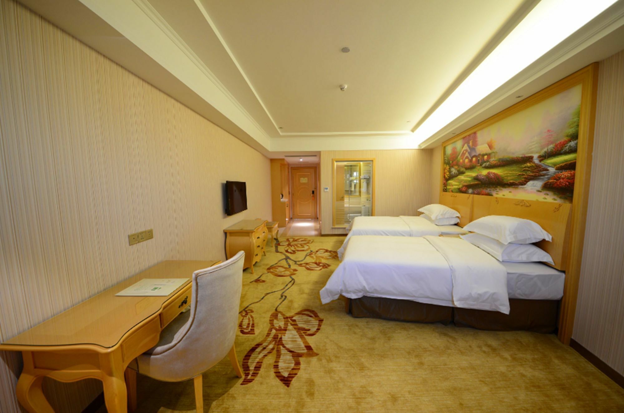 Vienna International Hotel Shajing Heyi Branch Shenzhen Exterior photo