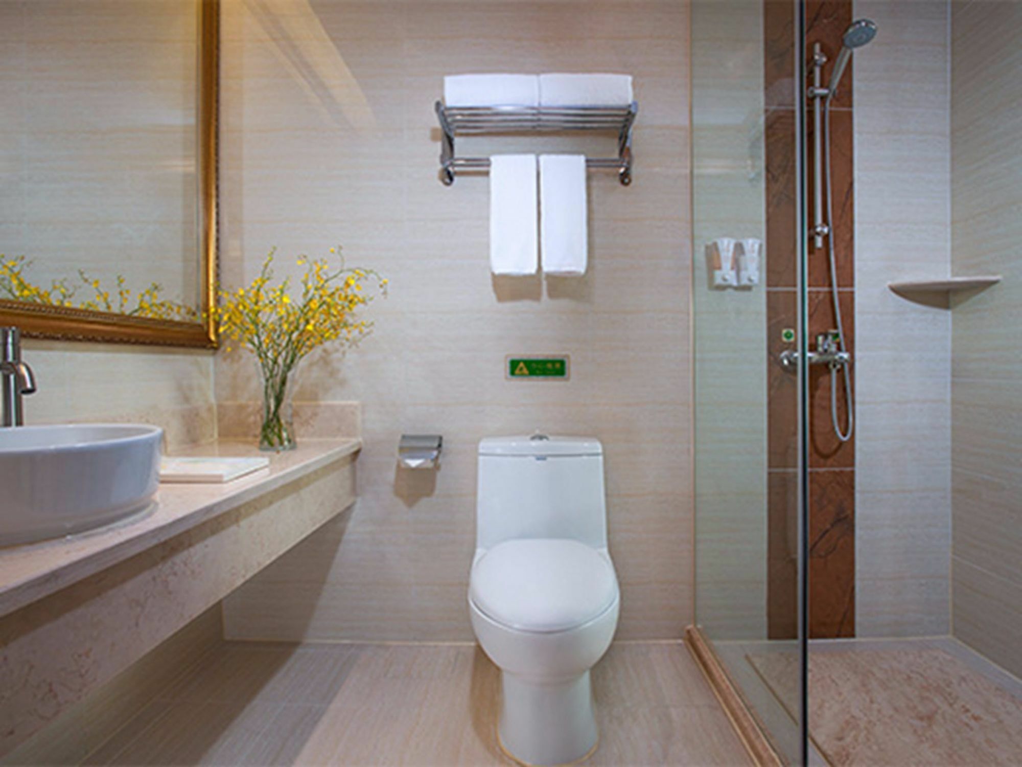 Vienna International Hotel Shajing Heyi Branch Shenzhen Exterior photo